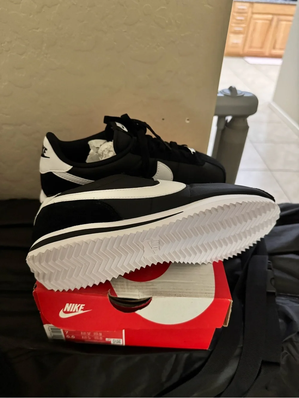 Nike Women’s Cortez – Black & White